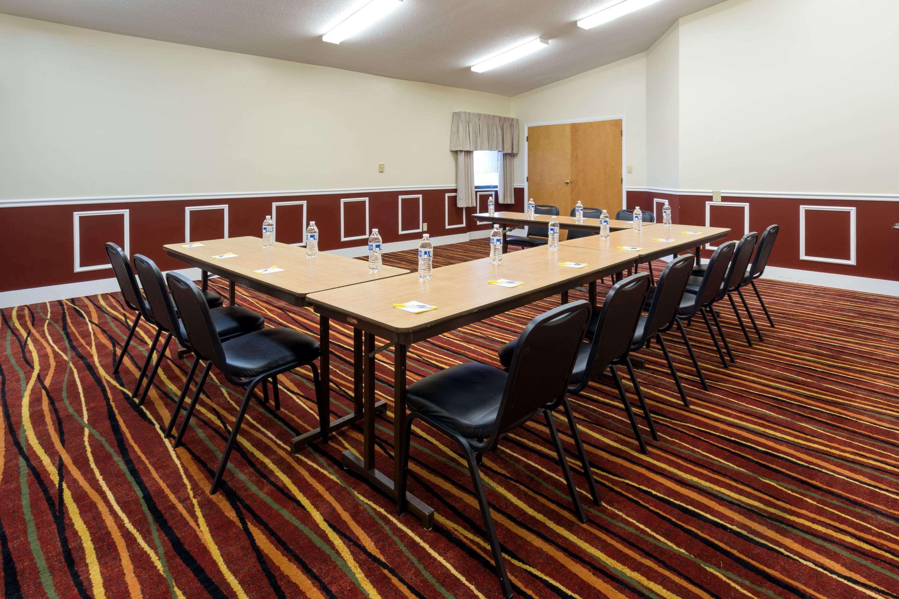 Days Inn & Suites By Wyndham Northwest Indianapolis Luaran gambar