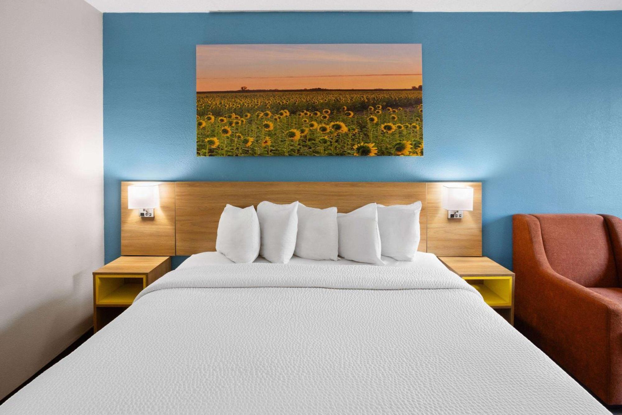 Days Inn & Suites By Wyndham Northwest Indianapolis Luaran gambar